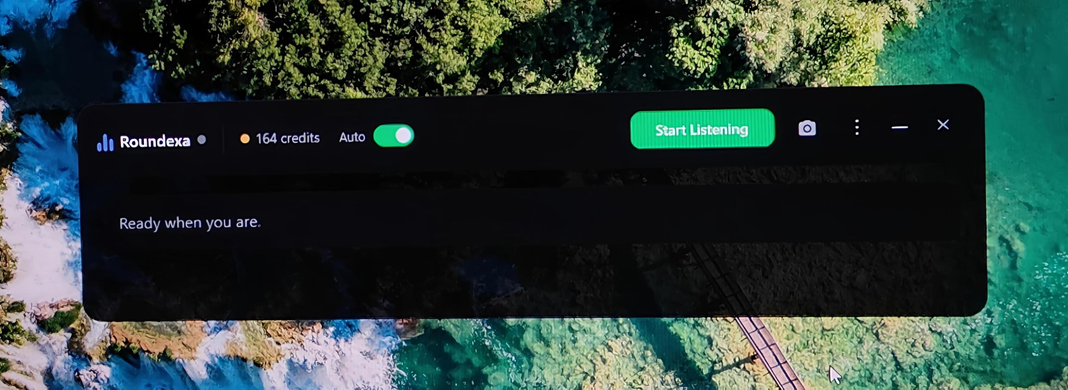 Roundexa Assistant overlay showing Start Listening